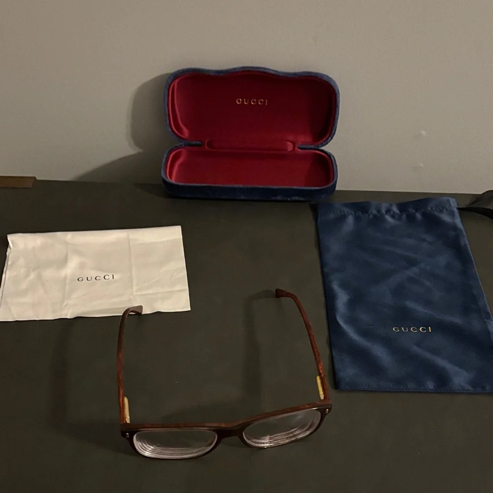 Gucci Dark Brown Designer Frames - unisex (AUTHENTIC) gently used prescription. - Picture 8 of 9